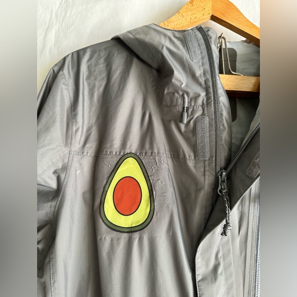 L.L. Bean Raincoat - Picture 9 of 13